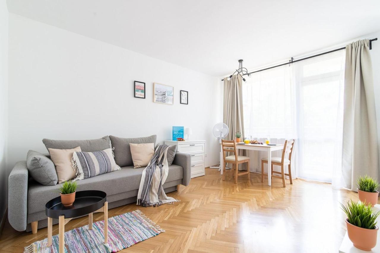 Rent Like Home - Pawia 36 Warschau Exterior foto